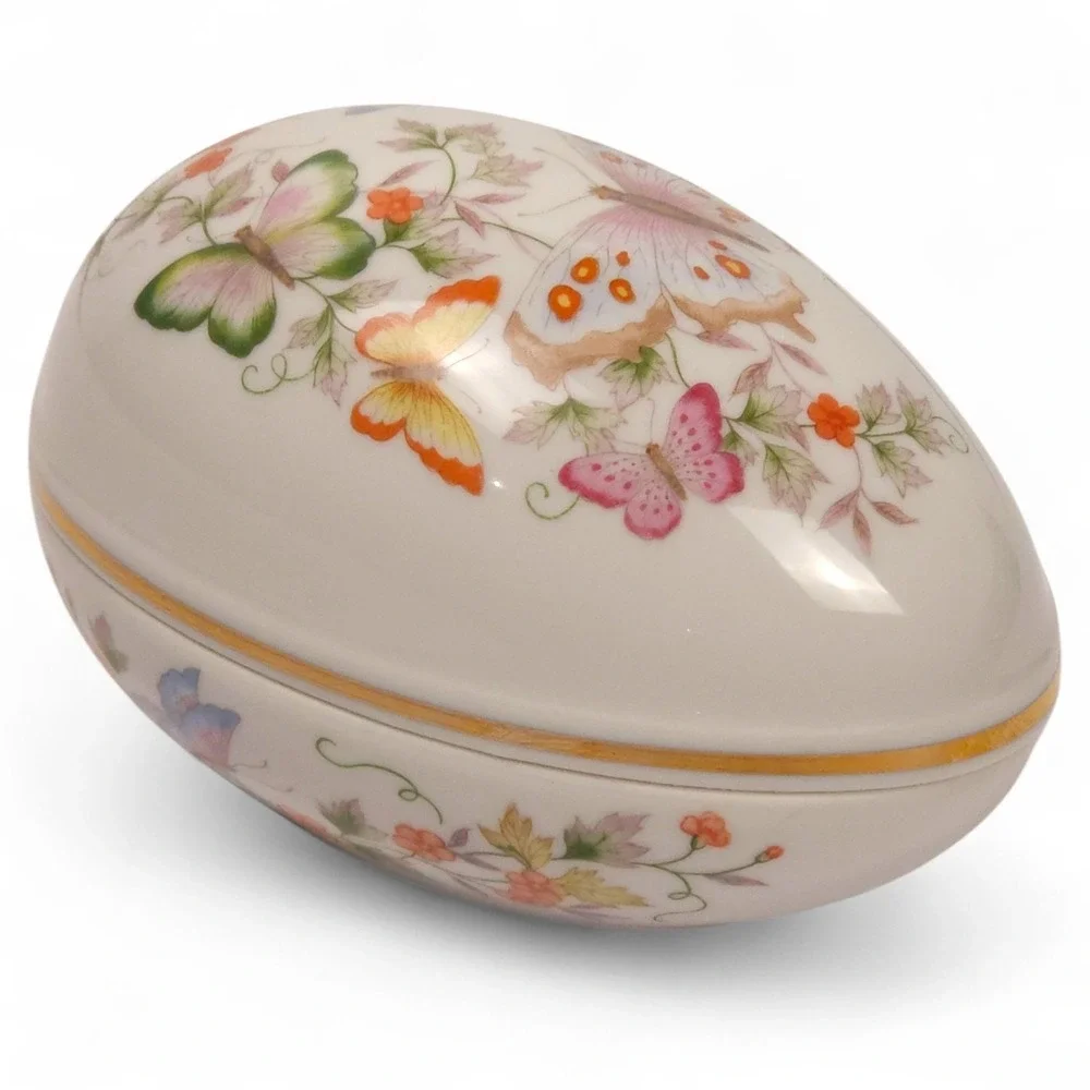 Vintage Avon Porcelain Egg Trinket Box Butterfly Fantasy 1979 Japan 22K Gold...